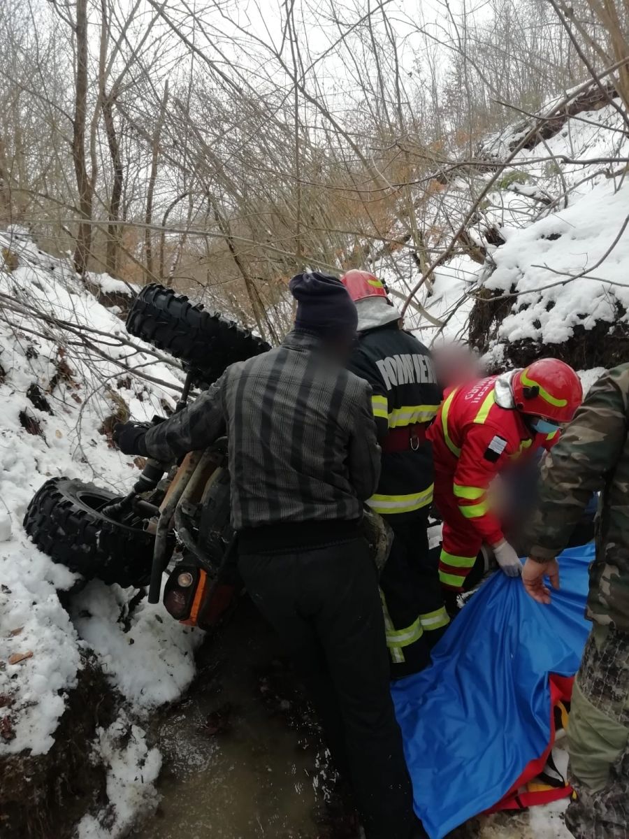 TRAGEDIE O tânără de 21 ani a murit după ce iubitul a dus o la