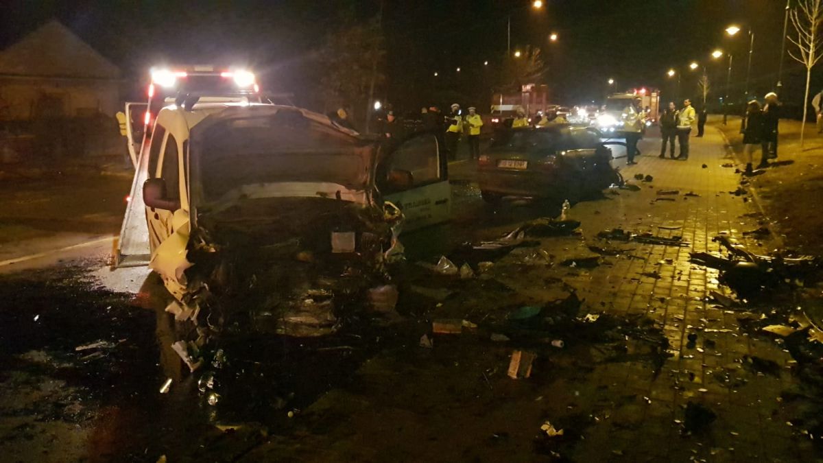 Accident TERIBIL La Iasi Un Mort Si Cinci Raniti Grav Dupa Ce Doua