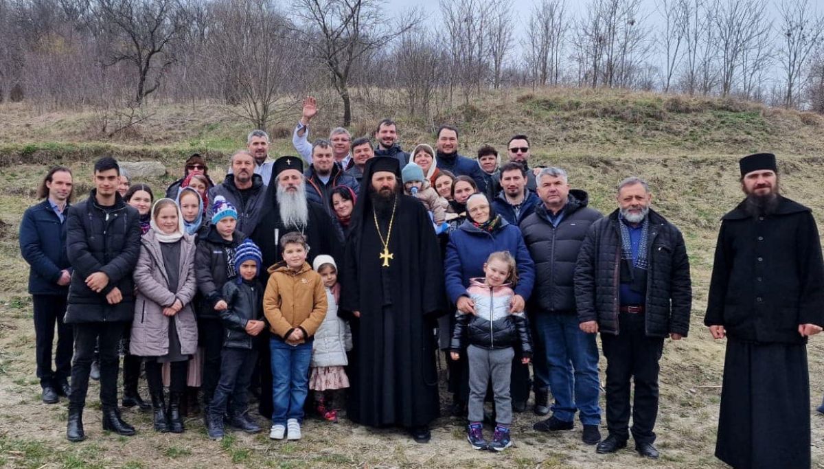 IPS Teofan A Slujit La O Manastire Din Botosani Staretul A Fost