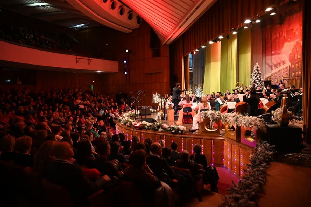 Un Nou Regal Cu Nume Sonore La Filarmonica Botosanenii Asteptati La