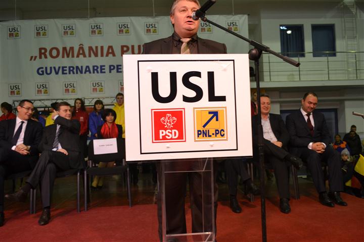 Florin Turcanu cere sprijinul lui Crin si Ponta la mitingul USL Botosani   