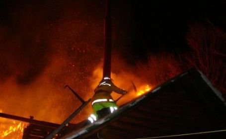 incendiu casa Botosani 2 