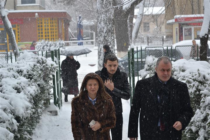 Catalin Flutur vot cu Gabriela Flutur si Mircea Flutur la alegerile parlamentare 2  