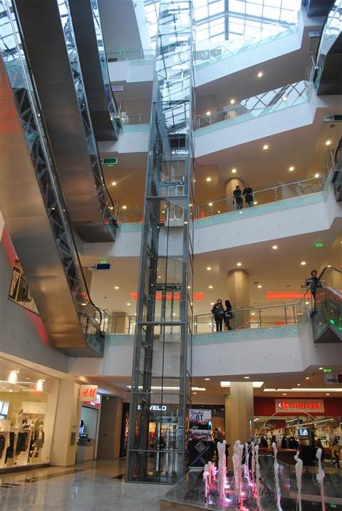 MQSine la Uvertura Mall Botosani  