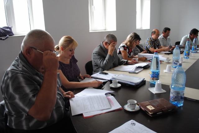 consiliul de administratie la Nova Apaserv Botosani   