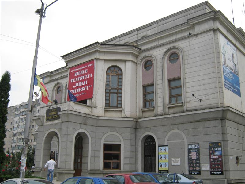 Teatrul Mihai Eminescu se reabiliteaza 