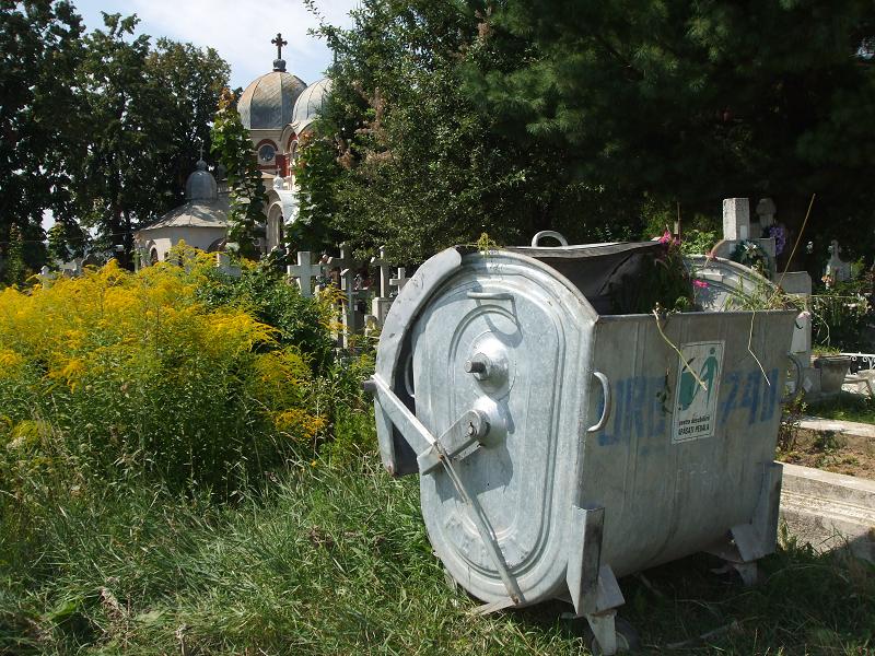 tomberon Cimitirul Pacea Botosani  