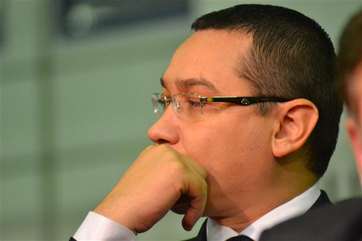Victor Ponta confirma inlocuirea prefectului Costica Macaleti   