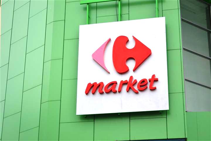 Carrefour Market la Uvertura Mall Botosani   