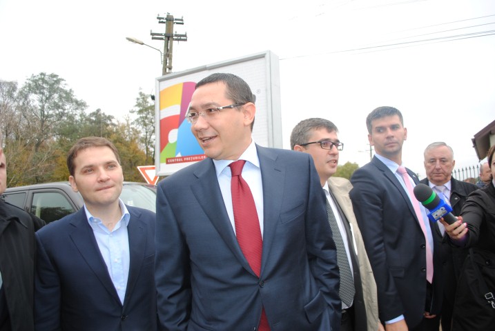 andrei dolineaschi victor ponta cel mai bun prim ministru