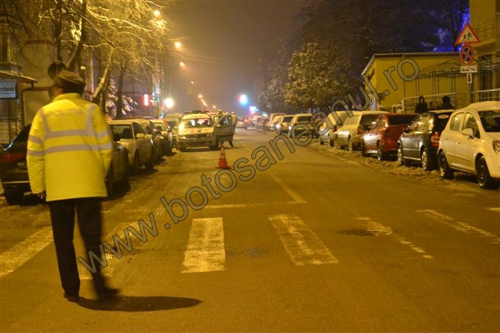 fata lovita de taxi la botosani  