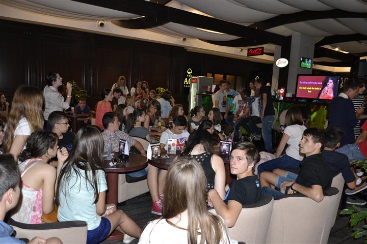 Karaoke la Uvertura Mall Botosani 2  