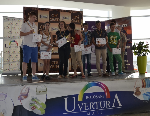 scrabble premiere Uvertura Mall Botosani   