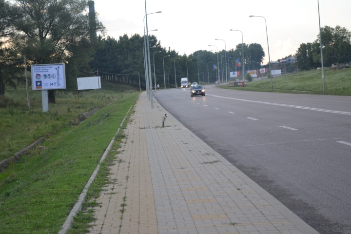 copil mort pe bicicleta dupa ce s a izbit in stalp la botosani  