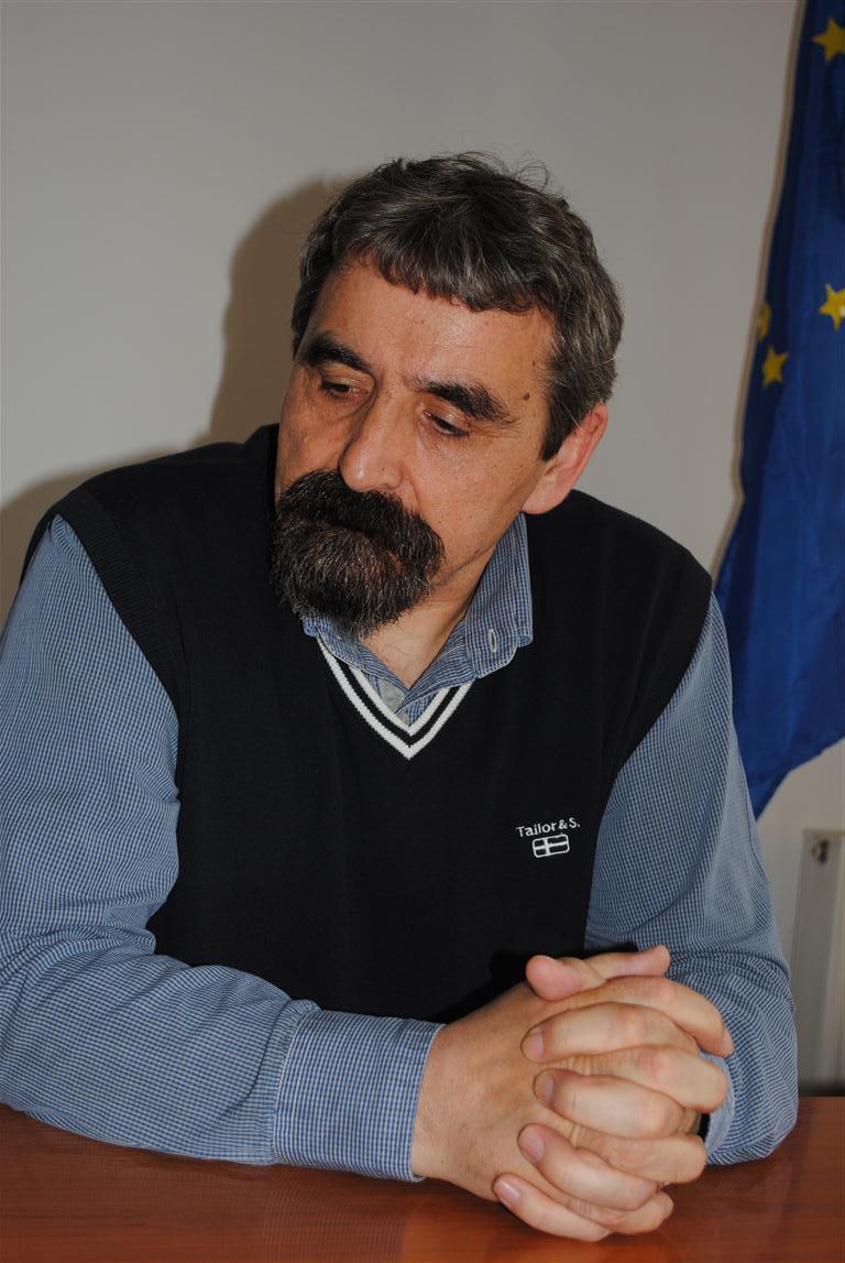 plangere liviu zaharia director apia botosani   