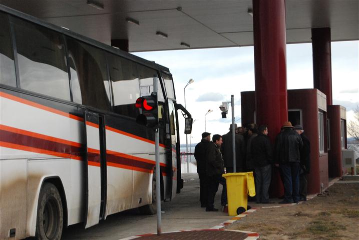 autocar cu tigari la stanca 