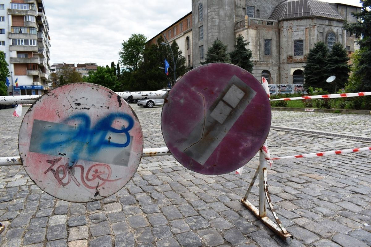 Protest Antidiscriminare Prin Vaccin Esuat Organizatorul A Plecat Acasa Cand A Vazut Ca Nu Vine Lumea Galerie Foto Despre Botosaniul Interzis